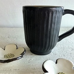 簡約酷黑直紋咖啡杯_陶器馬克杯 第1張的照片