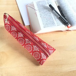 【和柄】畳縁　テトラ型　ペンケース　和風　赤 1枚目の画像