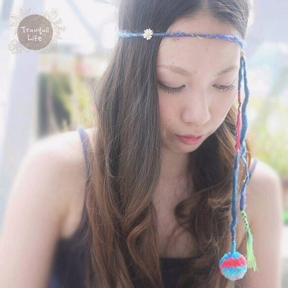 ウールフラワー ヒッピー紐 ヘアバンド ヘアアクセサリー Tranquil Life 通販 Creema クリーマ ハンドメイド 手作り クラフト作品の販売サイト