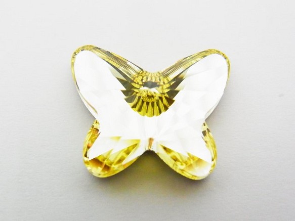 スワロフスキー #2854 Butterfly Flat Back ジョンキル 粒別販　12ｍｍ　2粒販売 1枚目の画像