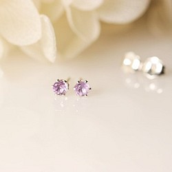 愛的守護石嬰兒紫水晶耳釘3毫米2月生日石 第1張的照片