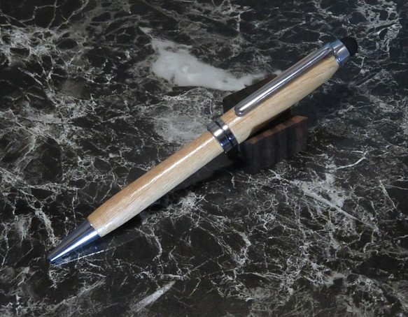 チークの木を使用したタッチペン機能付き回転式ヨーロピアンボールペン 1枚目の画像