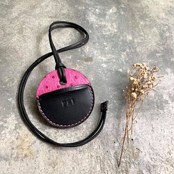 KAKU手工皮件 gogoro鑰匙皮套訂製  粉紅色鴕鳥紋+黑 第1張的照片