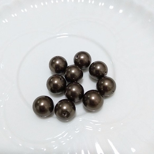 ❤珍珠鏡貝系列❤復古公主風 巧克力色貝殼珍珠8mm 淡水珠兩個孔 10個入 第1張的照片