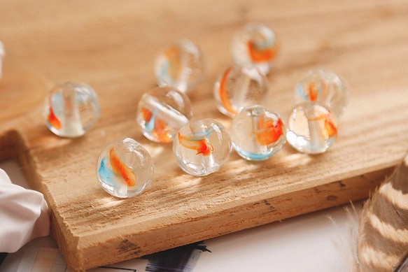 ♡玻璃・風鈴♡夏日金魚花火 手工繪製玻璃珠 12mm 2個入 第1張的照片