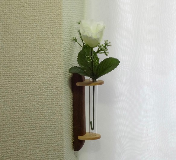 一輪挿し マグネット付き壁掛けタイプ 一輪挿し 花瓶 花器 Woodworking Zen 通販 Creema クリーマ ハンドメイド 手作り クラフト作品の販売サイト