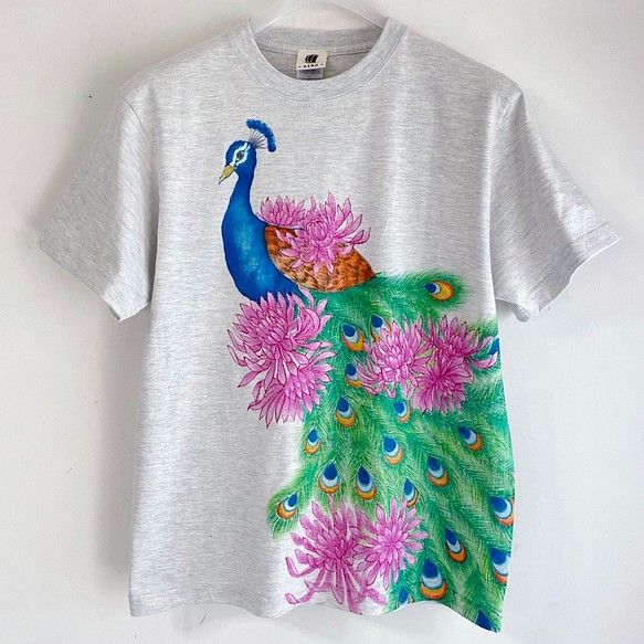 孔雀とクジャクサボテンの花柄手描きTシャツ