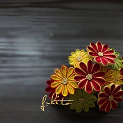 正絹羽二重　つまみ細工　菊のコーム 1枚目の画像
