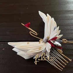正絹羽二重つまみ細工　鶴の髪飾り　赤 1枚目の画像
