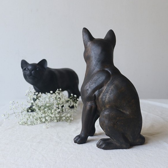 天然無垢ウッド 手彫り木彫りART “ 座る猫 ” 黒猫 クロネコ ネコ置物 インテリア オブジェ Q43B