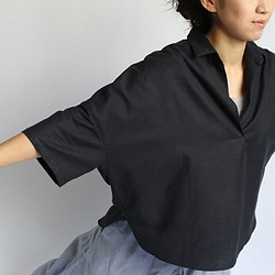 春PRICEガーゼ織コットン100％ 七分袖スキッパーシャツ燕尾裾 ゆったり身幅 ブラック D70B 1枚目の画像