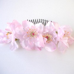 セール!桜の髪飾り（コーム）　 1枚目の画像