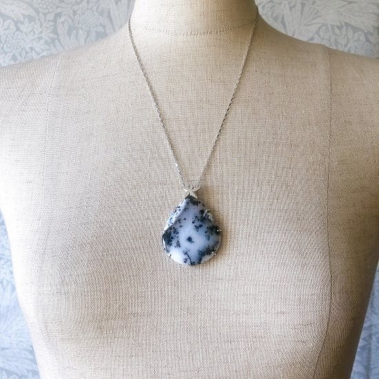 白い森のペンダント(A)* Dendritic Opal & Silver925