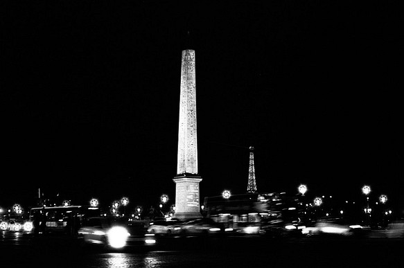 Midnight in paris N03032017 黑白攝影作品 モノクロ 写真　銀塩写真 フィルム 12x16 第1張的照片