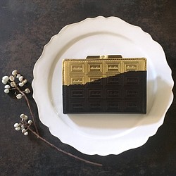 革のビターチョコ・がま口カードケース兼財布（金の包み紙） 1枚目の画像