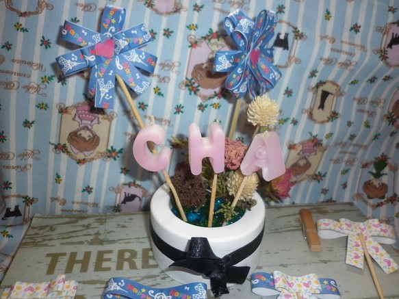 【Miss Jo 工藝香氛蠟燭】字母CHA派對生日馬卡龍色Happy Birthday 第1張的照片