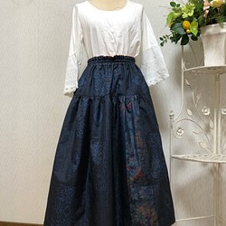 着物リメイク　大島紬のティアードスカート　藍 1枚目の画像