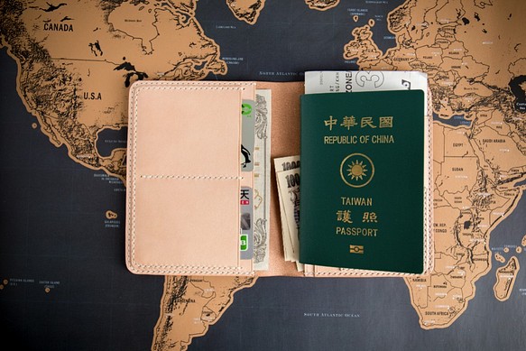 GOURTURE 護照夾 義大利進口原色植鞣革 全手工製 [GPP01] 第1張的照片