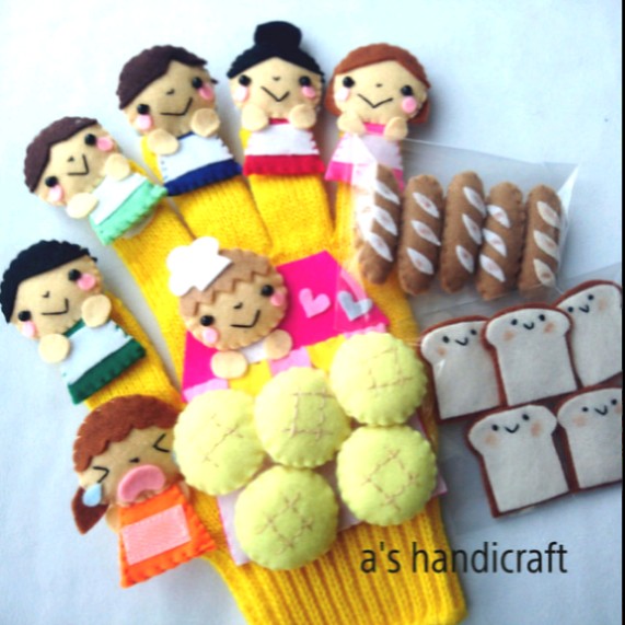 手袋シアター パンやに5つのメロンパン 特別セット おもちゃ 人形 A S Handicraft 通販 Creema クリーマ ハンドメイド 手作り クラフト作品の販売サイト