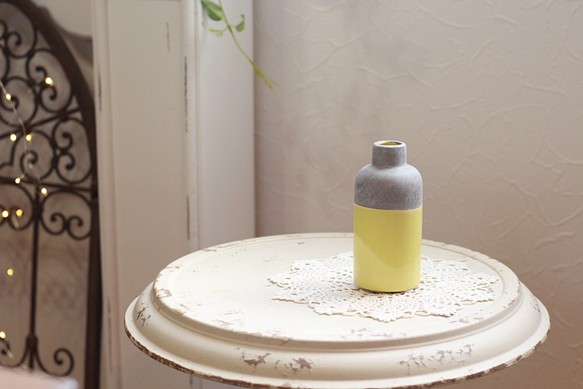 フラワー　花瓶(陶器)　黄×グレー 1枚目の画像