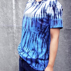 絞り染めTシャツ navy & light blue 1枚目の画像