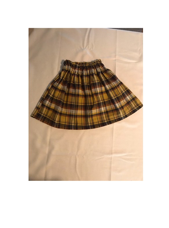 90-100 タータンチェックのスカート　茶系 1枚目の画像