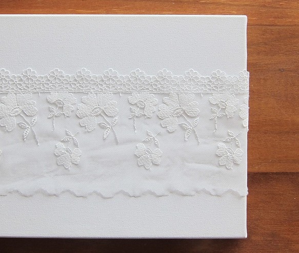 刺繍レースメッシュ - 白い花のチャーター2009 1枚目の画像