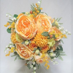 ミモザとすずらんとオールドローズのラウンドブーケ♪ブートニア付き♪生花みたいに綺麗な造花です♪高品質なのに安い 1枚目の画像