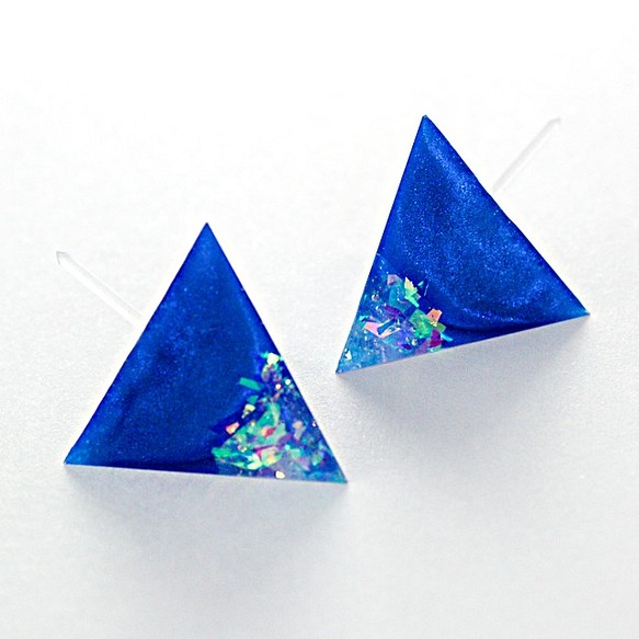 三角耳環（超級藍色變化） 第1張的照片