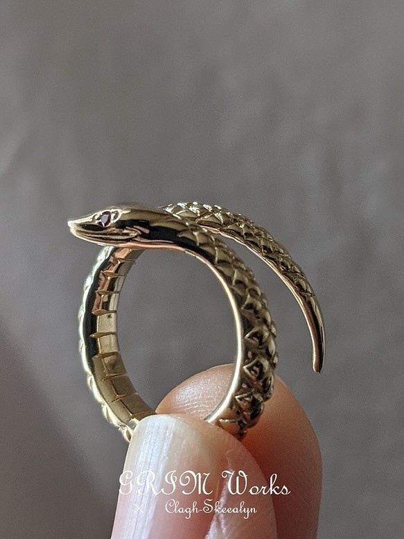 【オーダー制作専用】Snake　Ring　～GRIM Works～　/真鍮製（Brass） 1枚目の画像