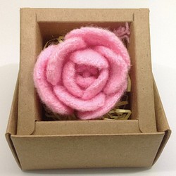 粉紅玫瑰毛線花香精用 第1張的照片