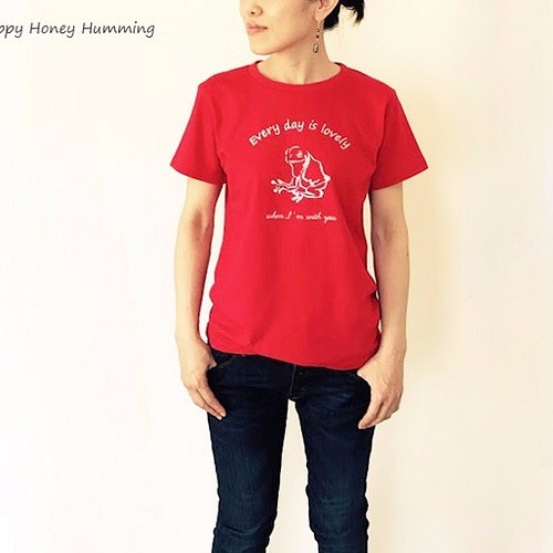 送料無料 かえるtシャツ レディース レッド 赤t Tシャツ カットソー Happy Honey Humming 通販 Creema クリーマ ハンドメイド 手作り クラフト作品の販売サイト