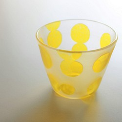 黄色丸模様のグラス 1枚目の画像