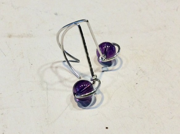 紫水晶的小耳環 第1張的照片