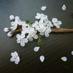 満開の桜　一枝かんざし 1枚目の画像