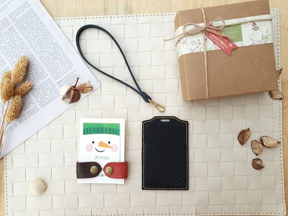 聖誕禮物 / 交換禮物-證件套+手腕帶+集線器(附聖誕包裝)│可烙印 第1張的照片
