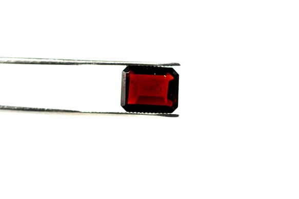 8 × 10 mm aaa 品質天然ガーネット八角形の宝石、赤の色/5 個 1枚目の画像