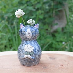 ハチワレ猫(紺色)  ミニ花瓶  一輪挿し 1枚目の画像