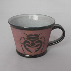 クワガタマグカップ　ノコギリクワガタ（正面、紫） 1枚目の画像