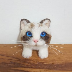 [優美な髪]羊毛フェルト布猫ピン 1枚目の画像