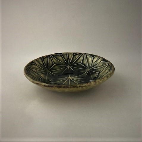 ビードロ釉麻の葉紋　豆皿 1枚目の画像
