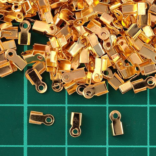 紐留め カシメ 金具 ゴールド 2mm 300個 小さめ ヒモ留め 紐止め