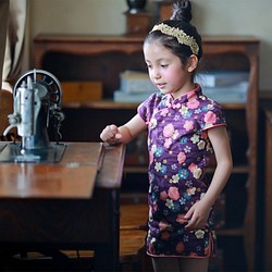 櫻花紫小旗袍 6歲(130cm)～7歲(140cm) 第1張的照片
