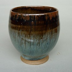 ナマコ釉カップ 1枚目の画像