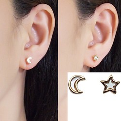珍珠母 無孔耳環 無痛 白珍珠 星星月亮 耳環 流行 星星 樹脂耳釘 雅美格蕾絲 第1張的照片
