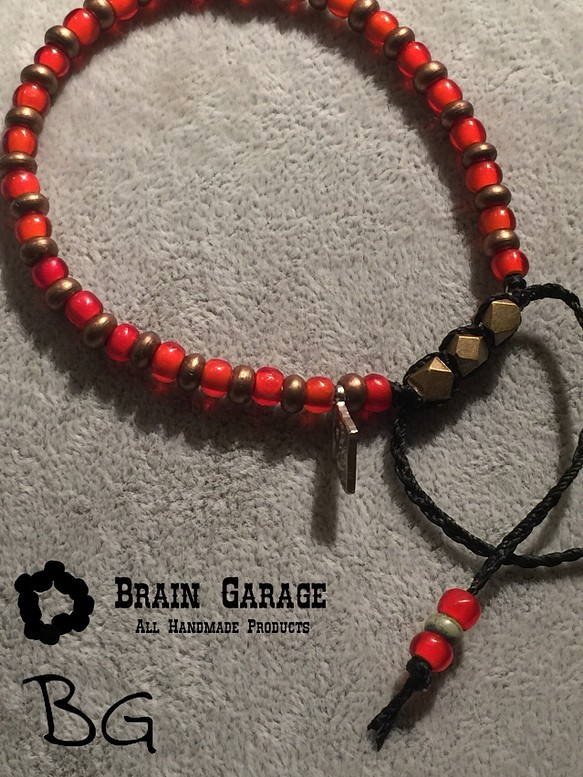 【BG】White hearts beads & Brass bracelet 〈BG16B0022〉ブレスレット 1枚目の画像