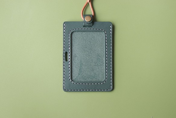 灰綠|植鞣革直、橫兩用識別證套|GOGORO卡套 第1張的照片