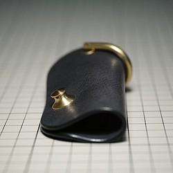 意大利皮革鑰匙包黃銅硬件灰色 第1張的照片
