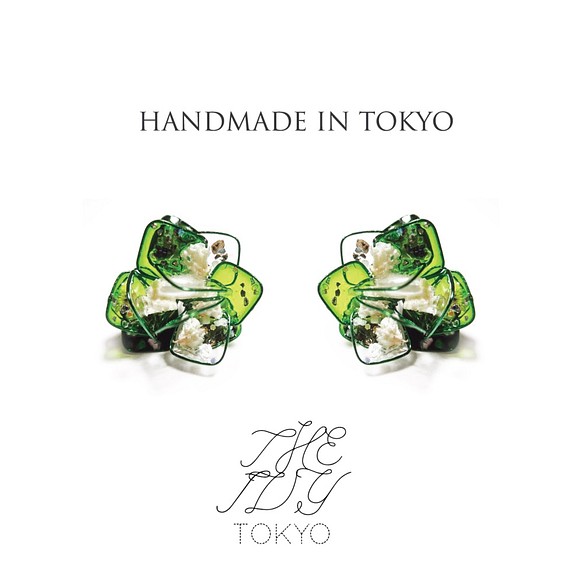 ヒート The ivy tokyo イヤリング つみれハンドメイド イヤリング