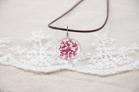 日本ドライフラワーネックレス桜の時のxのx水仙の結婚式小さな宝石は、花を乾燥させた「の宝石」 1枚目の画像